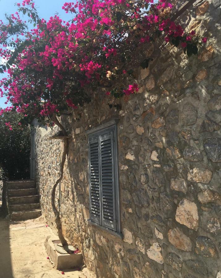 Angeliko'S Vourgaris Stone House Villa Hydra  Exterior foto